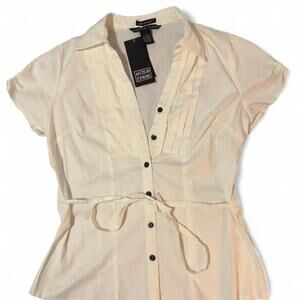 Antilia Femme cream white blouse with ruffles blouse size medium NWT
